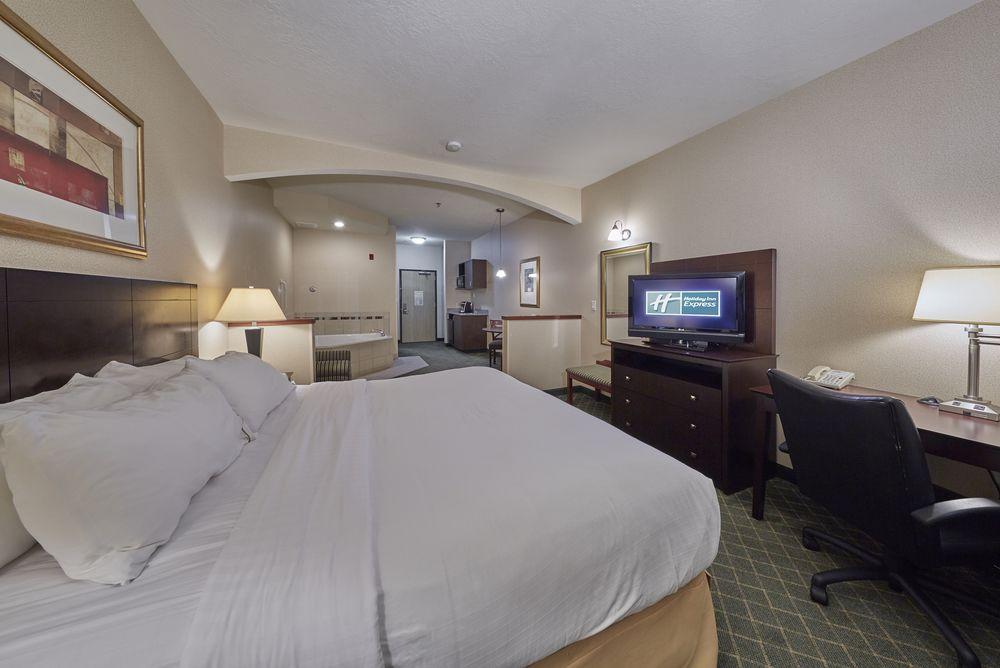 La Quinta Inn & Suites By Wyndham Springfield Exterior foto